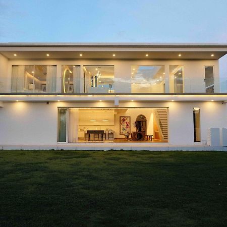 Palm Villa - Award Winning Modern Luxury & Exclusive Villa Resort 치앙마이 외부 사진