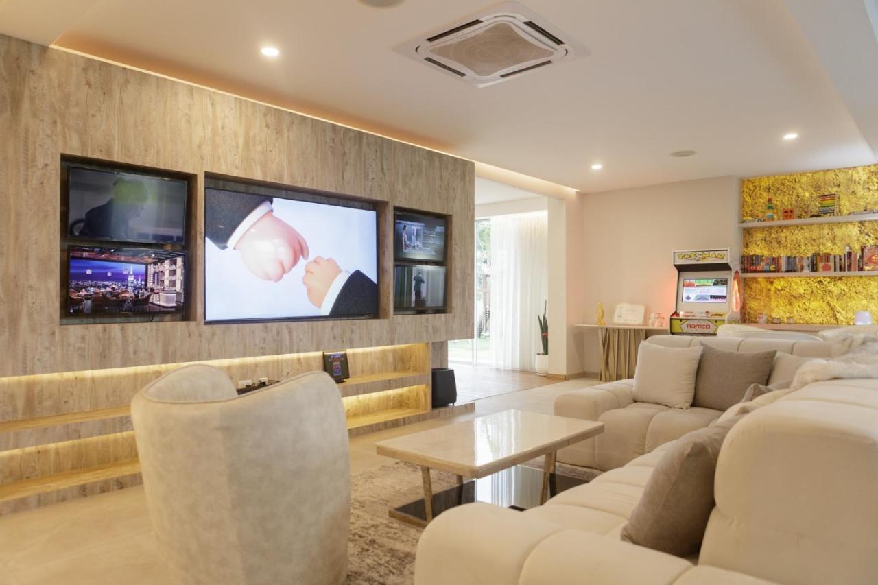 Palm Villa - Award Winning Modern Luxury & Exclusive Villa Resort 치앙마이 외부 사진